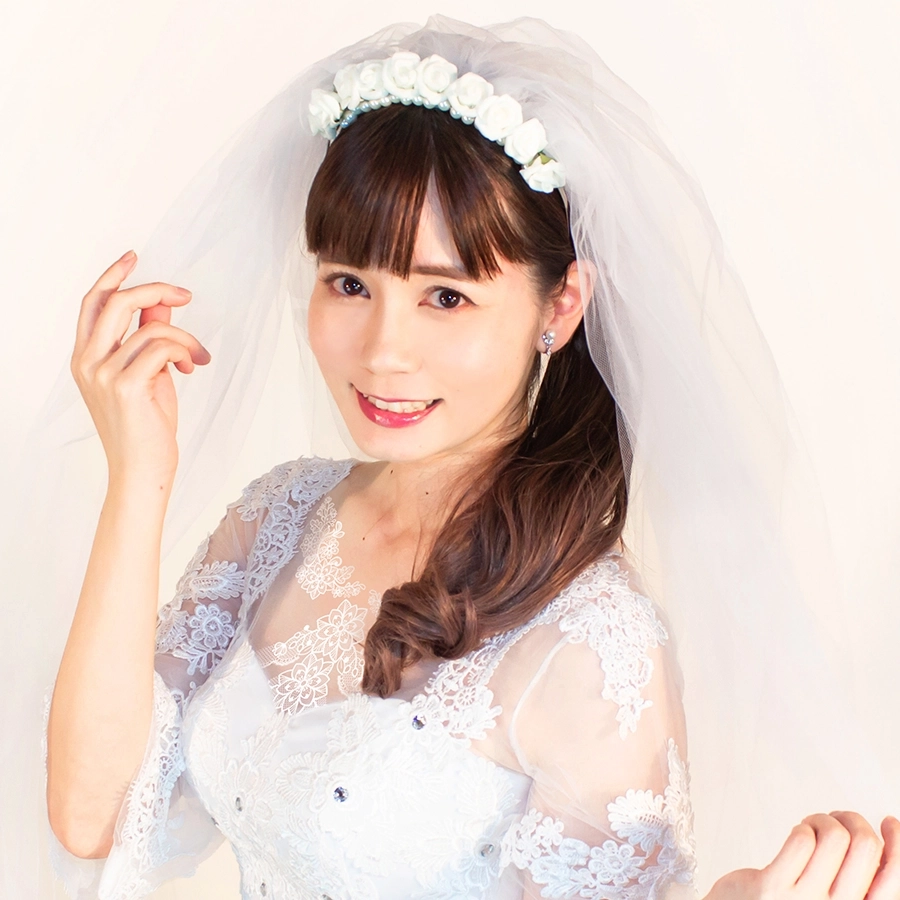 金原亭杏寿（ウエディングドレス）｜撮影 赤月瀾