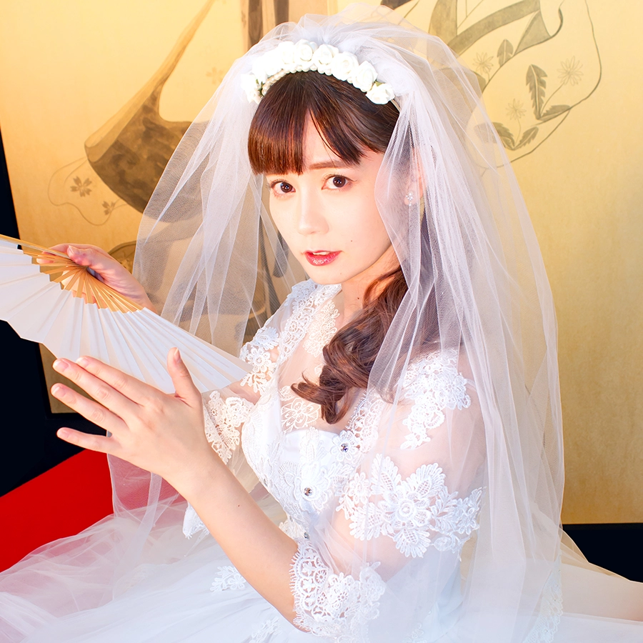 金原亭杏寿（ウエディングドレス）｜撮影 赤月瀾